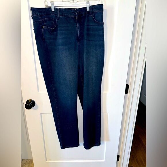 BANDILINO BRAND WOMENS PLUS SIZE JEANS - Picture 1 of 5